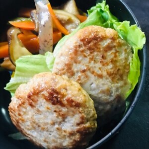 野菜苦手でも大丈夫☆もやし入りジューシーハンバーグ